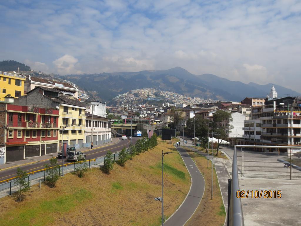 Hotel Cumanda Alfaro Exterior foto
